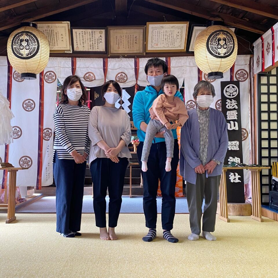 法霊山龗神社instagramからの投稿