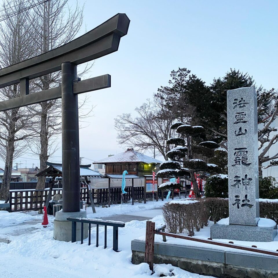 法霊山龗神社instagramからの投稿